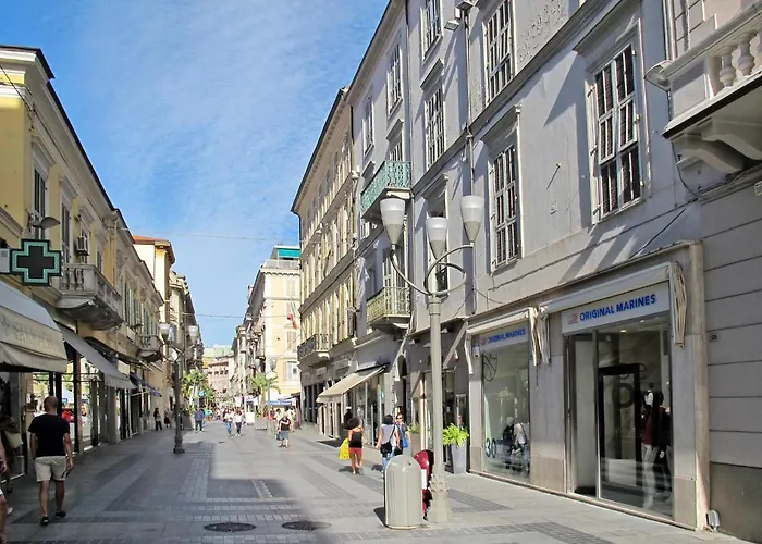 Apartment Francesca By Interhome